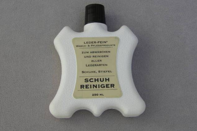 Lederschuh Reiniger